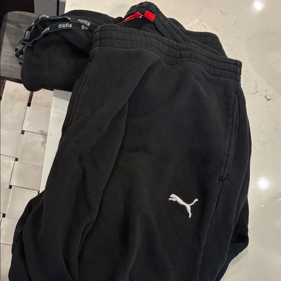 Puma Black Joggers with Logo - Picture 1 of 2